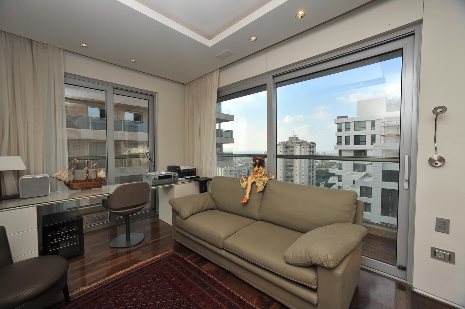 דירת גג רמת אביב